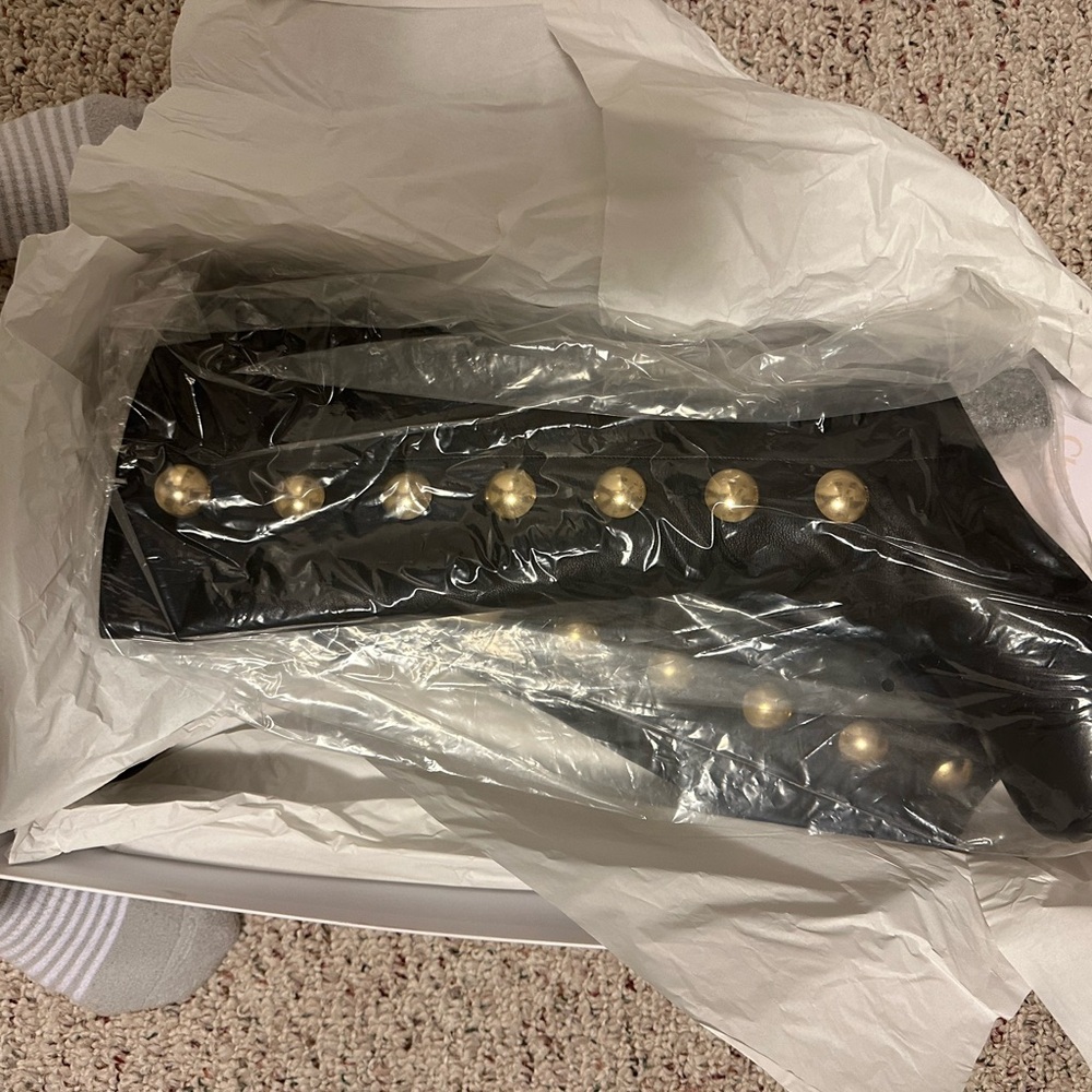 Brand New With Box Chloe Knee high boots. - Picture 7 of 14